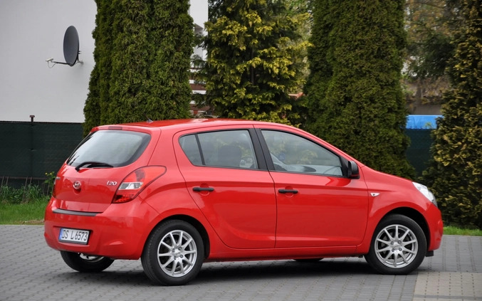 Hyundai i20 cena 15900 przebieg: 220000, rok produkcji 2011 z Ryglice małe 781
